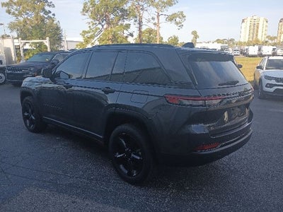 2022 Jeep Grand Cherokee Altitude 4x4