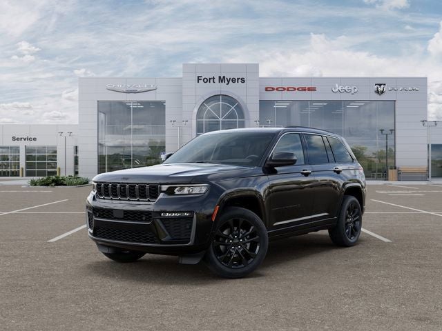 2026 Jeep Grand Cherokee Limited Reserve 4x4's photo