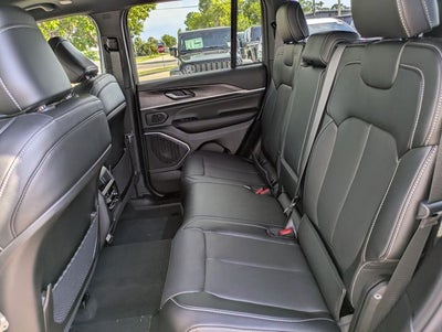 2026 Jeep Grand Cherokee GRAND CHEROKEE LIMITED RESERVE 4X4
