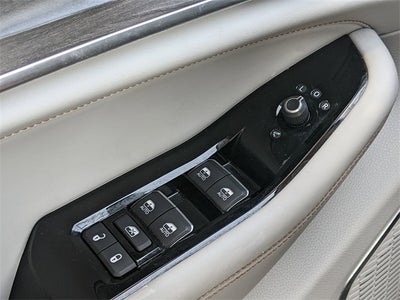 2023 Jeep Grand Cherokee Overland 4x4