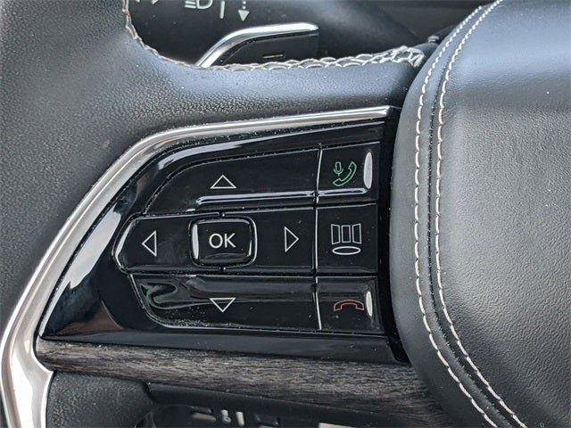 2023 Jeep Grand Cherokee Overland 4x4