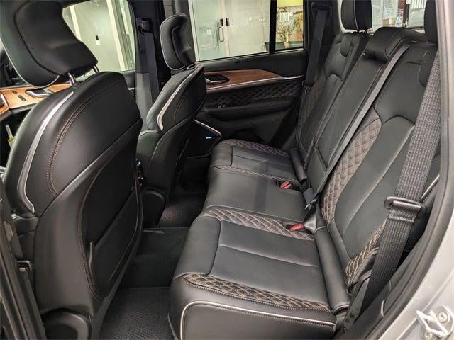 2025 Jeep Grand Cherokee GRAND CHEROKEE SUMMIT RESERVE 4X4