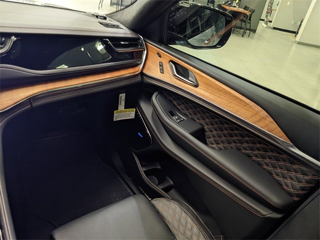 2025 Jeep Grand Cherokee GRAND CHEROKEE SUMMIT RESERVE 4X4