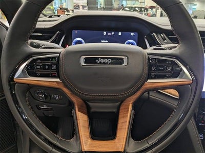 2025 Jeep Grand Cherokee GRAND CHEROKEE SUMMIT RESERVE 4X4