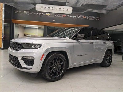 2025 Jeep Grand Cherokee GRAND CHEROKEE SUMMIT RESERVE 4X4