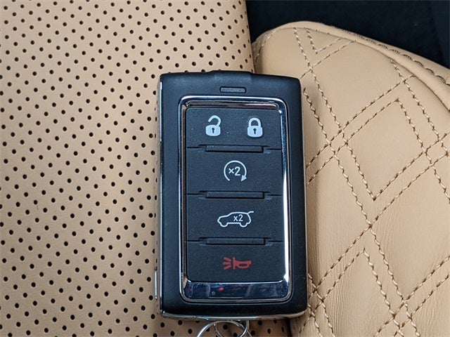 2025 Jeep Grand Cherokee GRAND CHEROKEE SUMMIT RESERVE 4X4