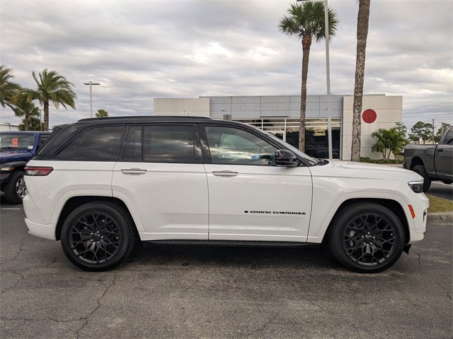 2025 Jeep Grand Cherokee GRAND CHEROKEE SUMMIT RESERVE 4X4