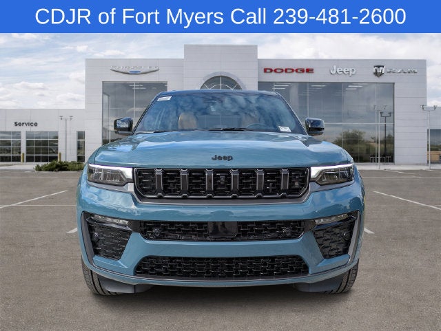 2027 Jeep Grand Cherokee GRAND CHEROKEE SUMMIT 4X4
