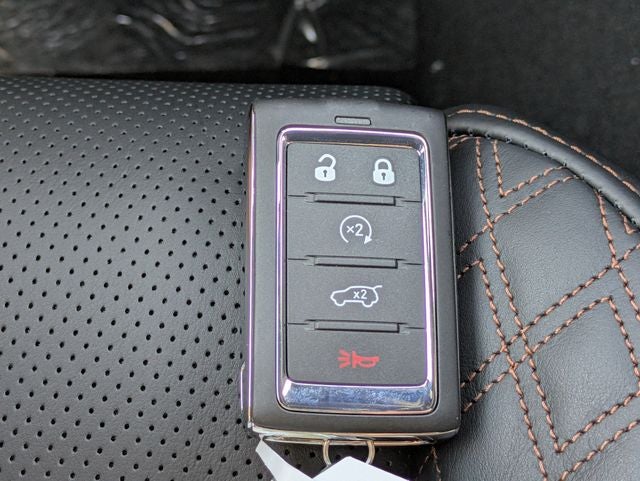 2026 Jeep Grand Cherokee GRAND CHEROKEE SUMMIT 4X4