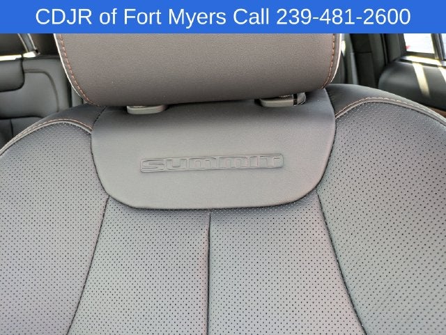 2027 Jeep Grand Cherokee GRAND CHEROKEE SUMMIT 4X4