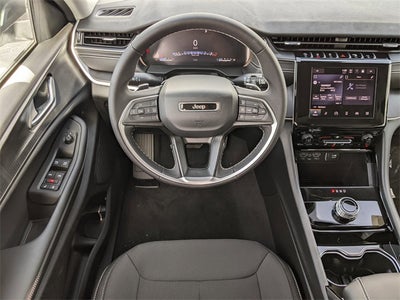 2025 Jeep Grand Cherokee GRAND CHEROKEE L LAREDO X 4X2