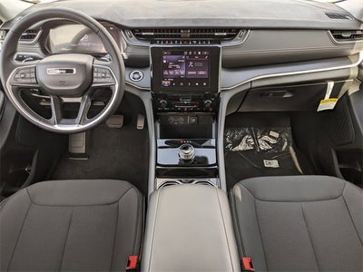 2025 Jeep Grand Cherokee GRAND CHEROKEE L LAREDO X 4X2