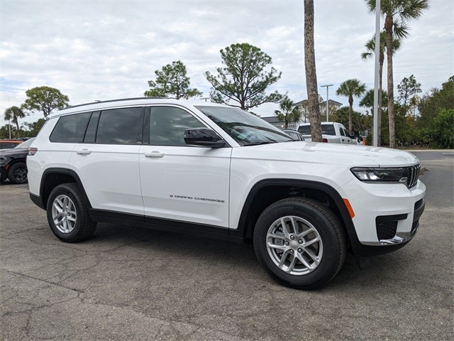 2025 Jeep Grand Cherokee GRAND CHEROKEE L LAREDO X 4X2