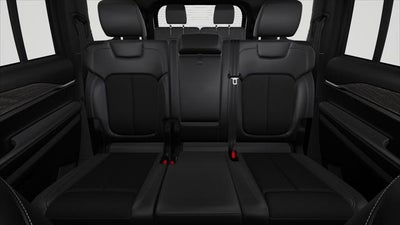 2027 Jeep Grand Cherokee GRAND CHEROKEE L LAREDO ALTITUDE 4X2