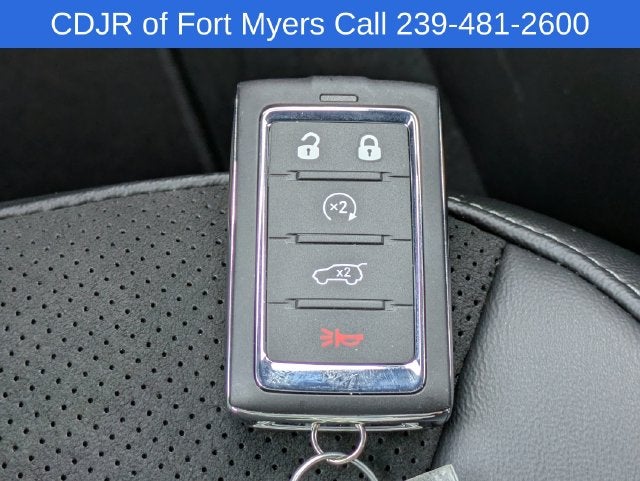 2027 Jeep Grand Cherokee GRAND CHEROKEE L LAREDO ALTITUDE 4X2