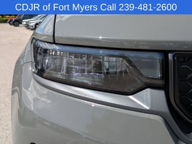 2027 Jeep Grand Cherokee GRAND CHEROKEE L LAREDO ALTITUDE 4X2