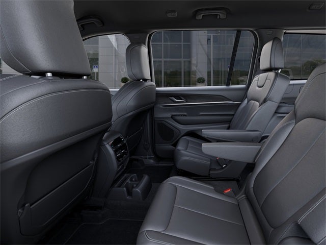 2025 Jeep Grand Cherokee GRAND CHEROKEE L LIMITED 4X2