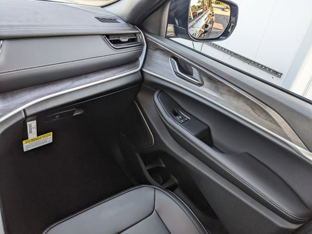 2026 Jeep Grand Cherokee GRAND CHEROKEE L LIMITED 4X2