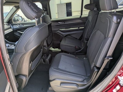 2024 Jeep Grand Cherokee L Laredo 4x4