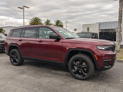 2025 Jeep Grand Cherokee GRAND CHEROKEE L LIMITED 4X4