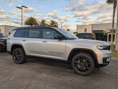 2025 Jeep Grand Cherokee GRAND CHEROKEE L LIMITED 4X4