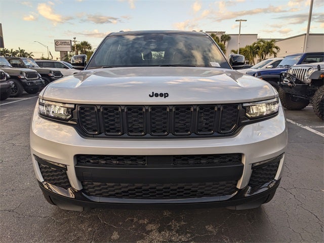 2025 Jeep Grand Cherokee GRAND CHEROKEE L LIMITED 4X4