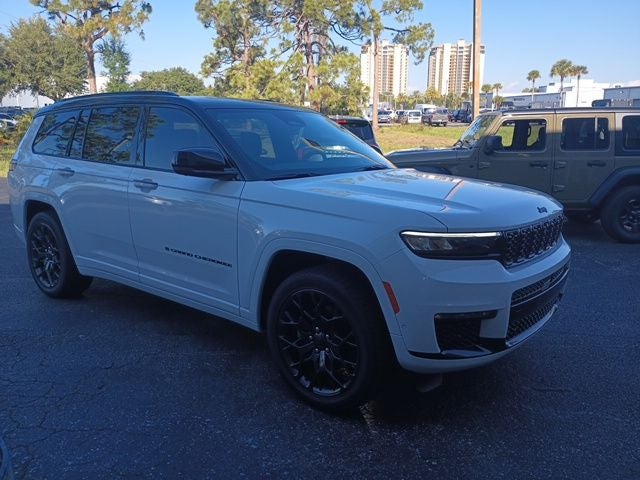 2025 Jeep Grand Cherokee L Summit Reserve 4x4