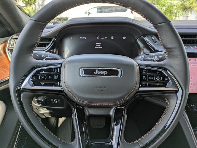2027 Jeep Grand Cherokee GRAND CHEROKEE L SUMMIT 4X4