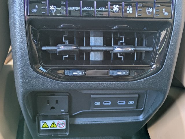 2027 Jeep Grand Cherokee Summit