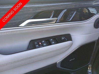 2022 Jeep Wagoneer Series III