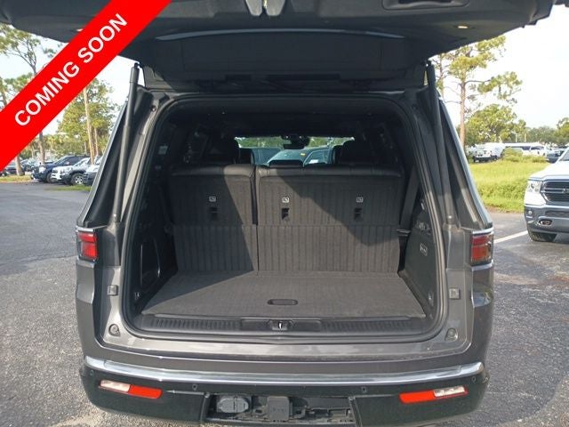 2022 Jeep Wagoneer Series III 4x4