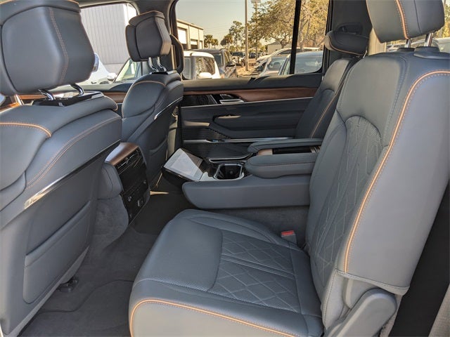 2024 Jeep Grand Wagoneer Series III 4x4