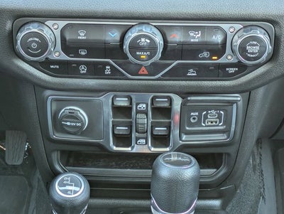 2024 Jeep Gladiator Nighthawk