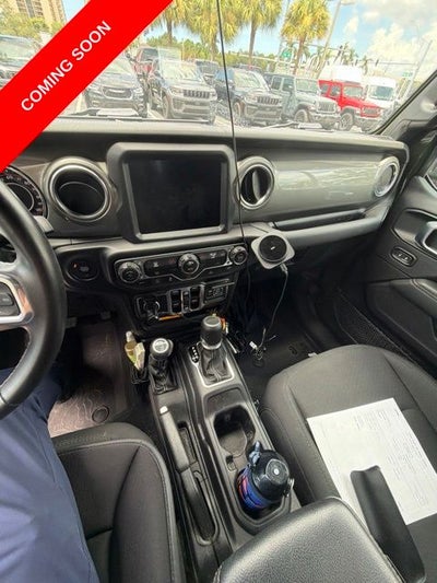 2022 Jeep Gladiator Overland 4x4