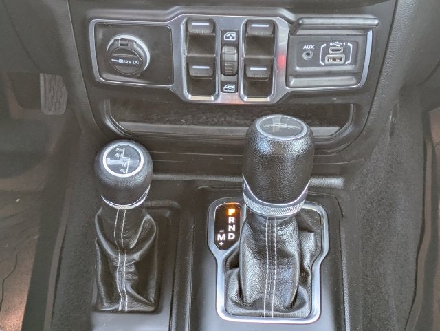 2022 Jeep Gladiator Overland 4x4