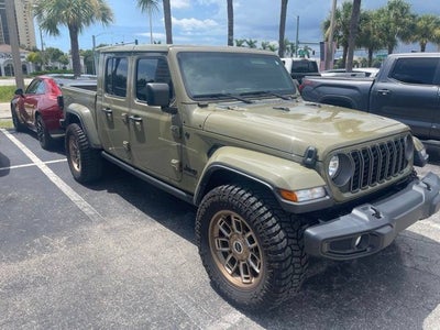 2025 Jeep Gladiator Nighthawk