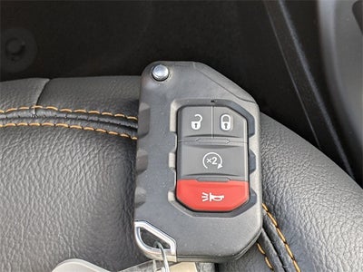 2026 Jeep Gladiator GLADIATOR SAHARA 4X4