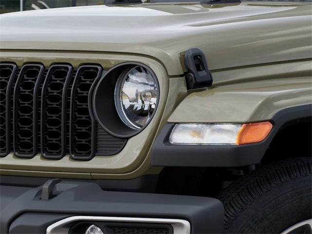 2026 Jeep Gladiator GLADIATOR SAHARA 4X4