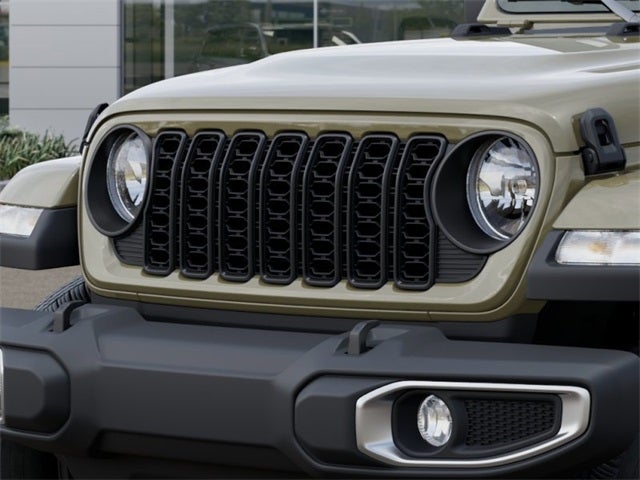 2026 Jeep Gladiator GLADIATOR SAHARA 4X4