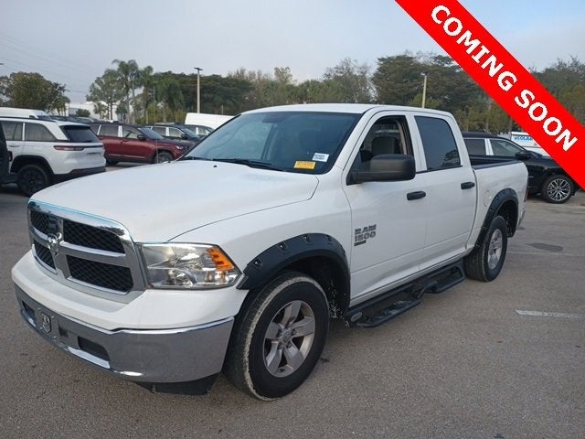 2022 RAM 1500 Classic SLT Crew Cab 4x2 5'7' Box