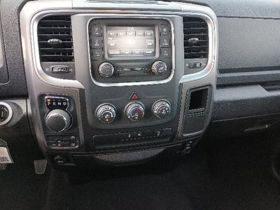 2024 RAM 1500 Classic Warlock Crew Cab 4x4 5'7' Box