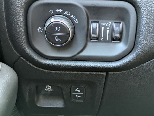 2026 RAM Ram 1500 RAM 1500 BIG HORN CREW CAB 4X2 5'7' BOX