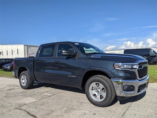 2026 RAM Ram 1500 RAM 1500 LONE STAR CREW CAB 4X2 5'7' BOX