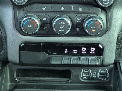 2022 RAM 1500 Big Horn Crew Cab 4x2 5'7' Box