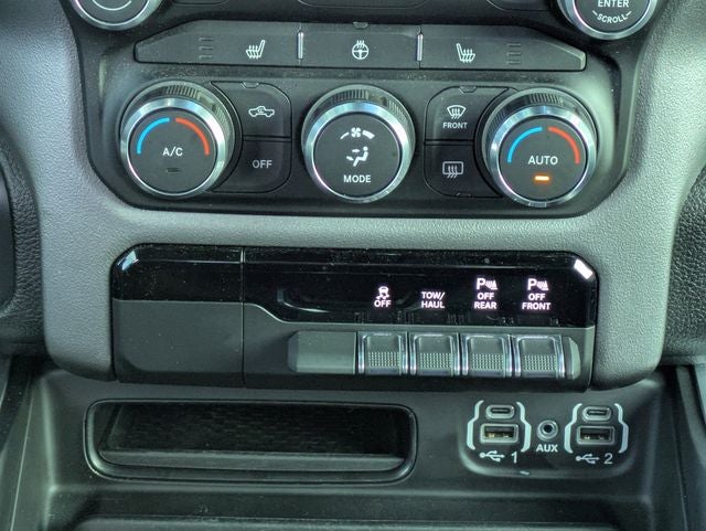 2022 RAM 1500 Big Horn Crew Cab 4x2 5'7' Box