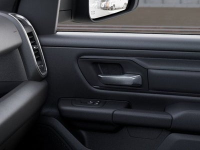 2026 RAM Ram 1500 RAM 1500 EXPRESS CREW CAB 4X2 5'7' BOX