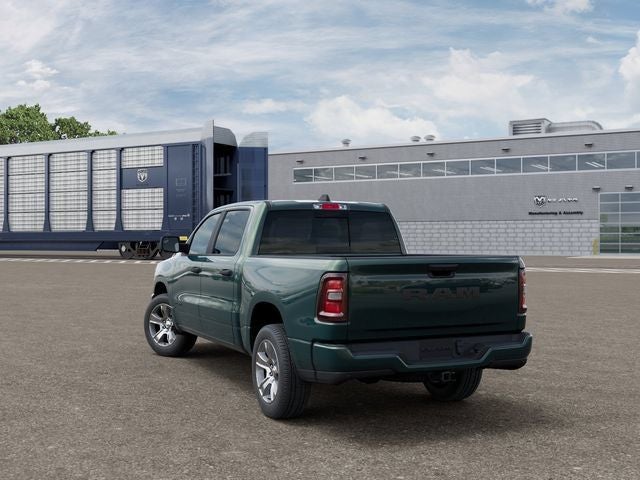 2026 RAM Ram 1500 RAM 1500 EXPRESS CREW CAB 4X2 5'7' BOX