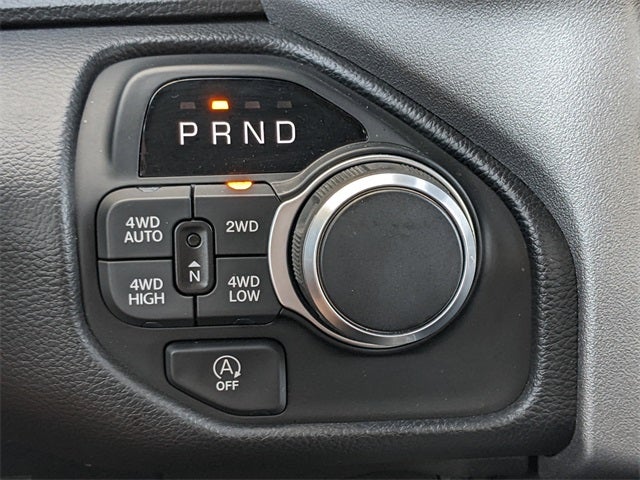 2025 RAM 1500 Big Horn Crew Cab 4x4 5'7' Box