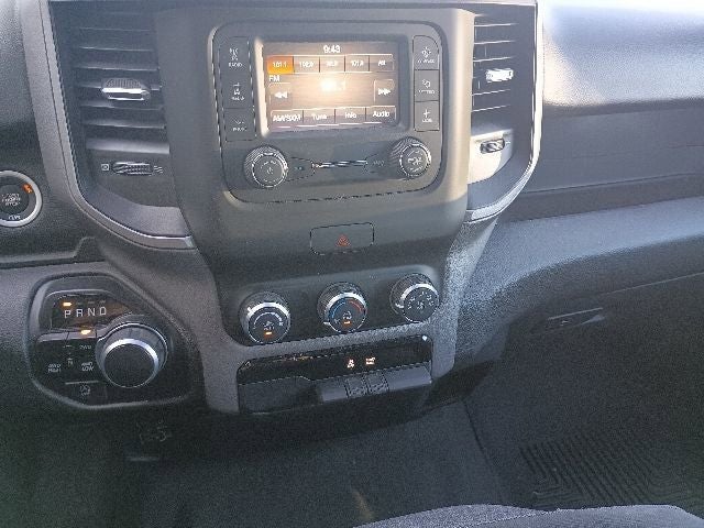 2024 RAM 1500 Tradesman Crew Cab 4x4 5'7' Box