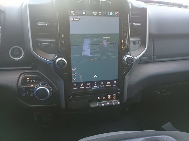 2022 RAM 1500 Lone Star Crew Cab 4x4 5'7' Box